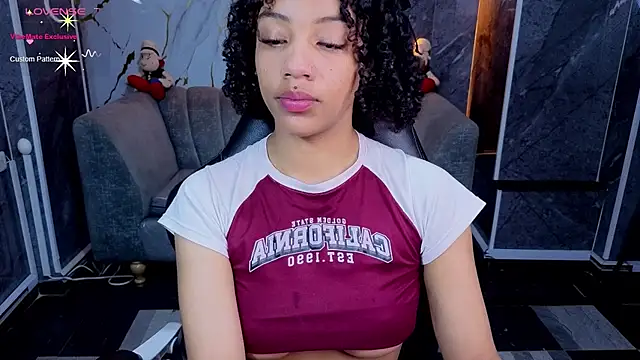 violeth_b (F young) - flas pussy closer + slap x20