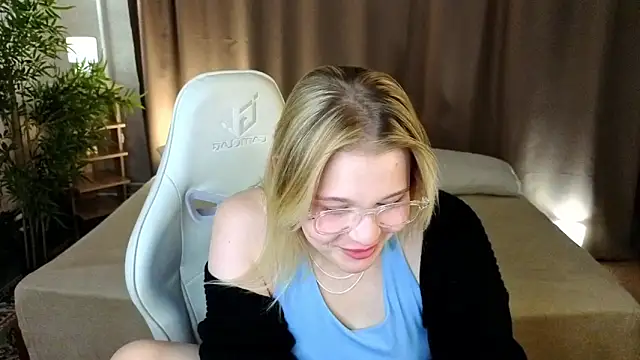 Colleen_Blake webcam