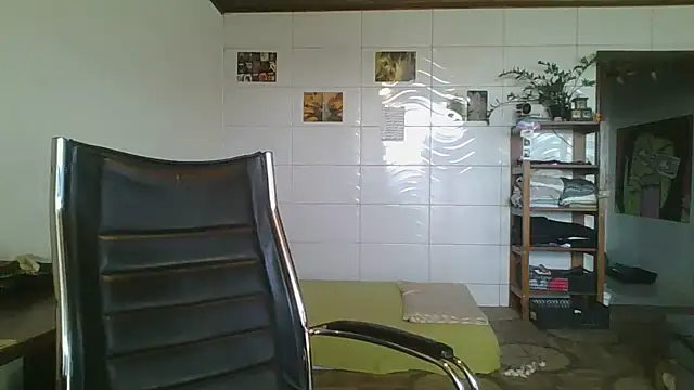 SweetyBabyDemon webcam