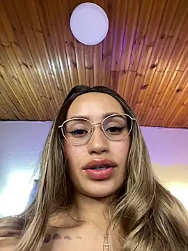 juliana-mancini webcam