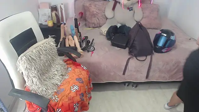 patty_squirt_ (F young) - 90 spanking tits