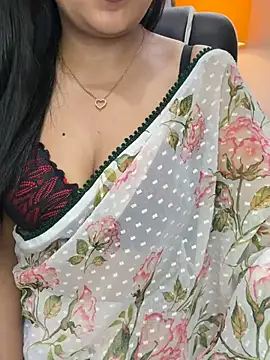 escape_with_me webcam