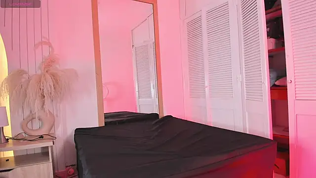 alicesandoval (F teen) - 🎂Cake meesy play!🎂