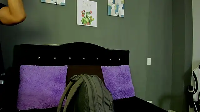 ander_montoyaa (M twink) - 4 fingers in