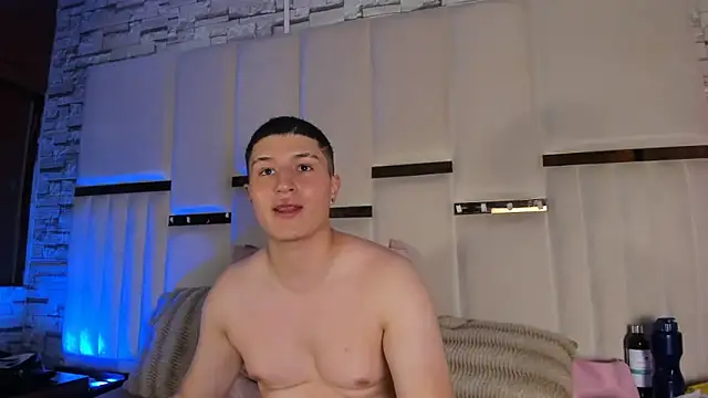 ANLLELOAndANGELA webcam