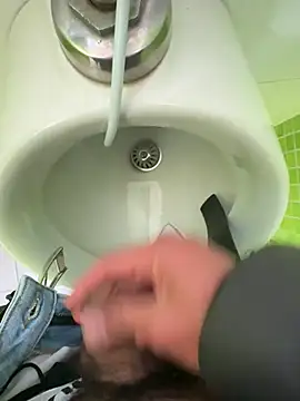 tavohot_ (M young) - Fire in my Ass Lush inside