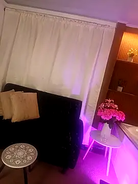 madisson_edwards (F young) - Spanks ass x5