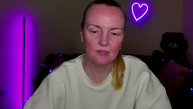 Bella_soulmate webcam