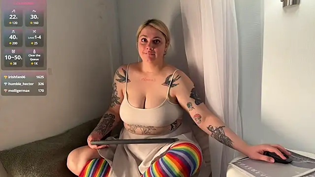 eyes_are_higher16333 webcam