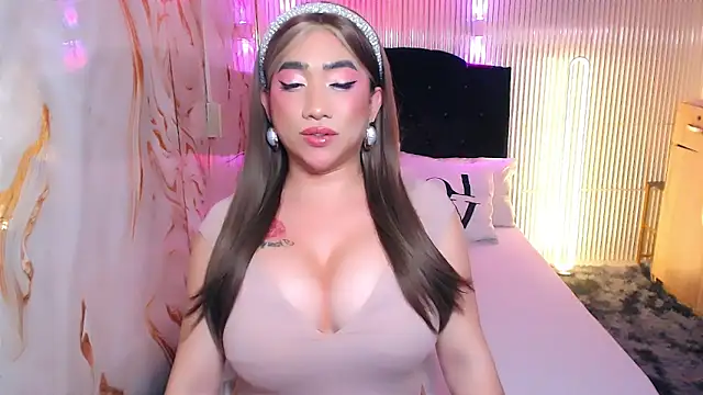 SelfsuckmyBigBanna webcam