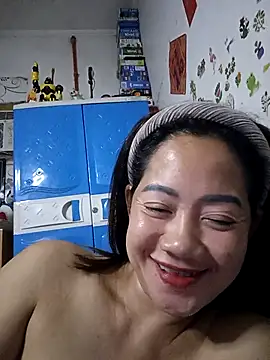 sweetass6969 (Ask my age) - BUY ME NEW TOY