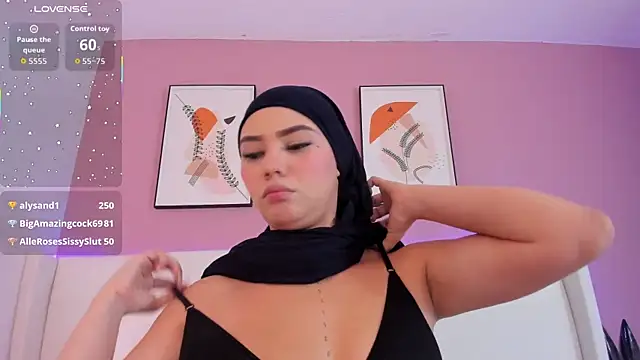 _saandy (F young) - - Remove panties and play fingers👅🔥