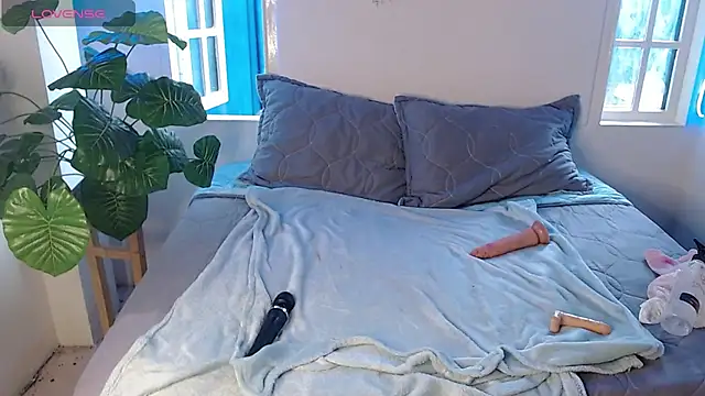 Andrea_secret_ webcam