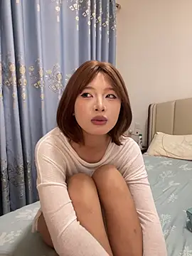 美女xiaohanbaby在线直播