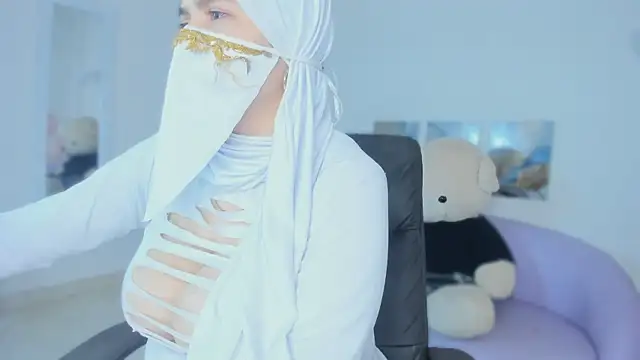 salma_isawwii webcam