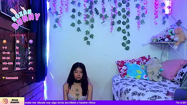 Roxanbunny1 webcam