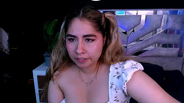 Sofiazaf_ webcam