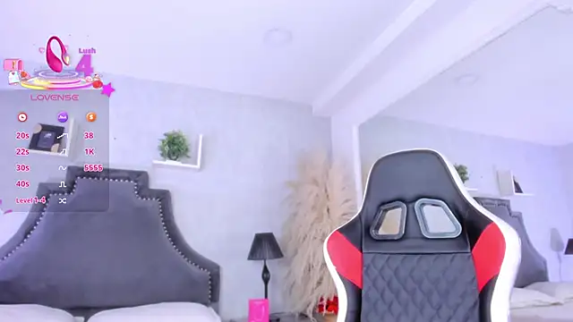 KarelyMitchel webcam