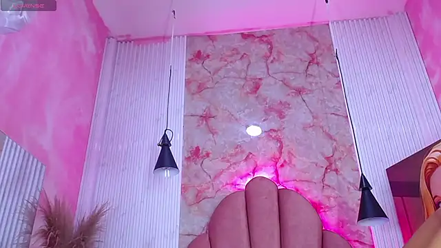 Chloe_Harrington webcam