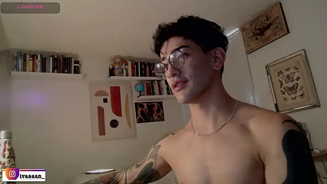 ivaaaan_'s live cam