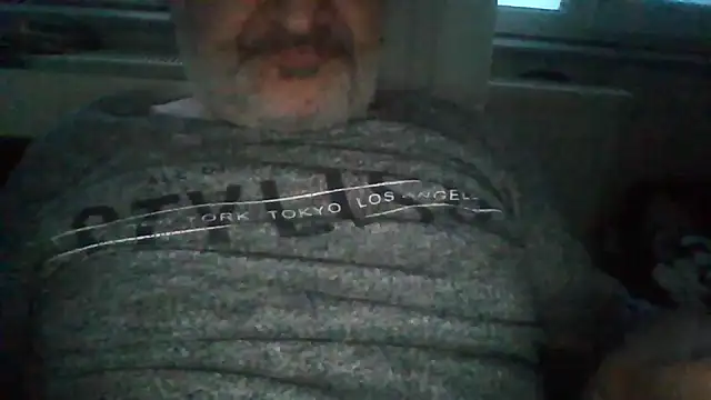 turk39 - Turk39's free webcam - UK Sex Cams