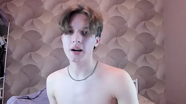 ian_flor (M twink) - ALL NAKED