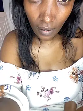 Naughty-sonia2 webcam