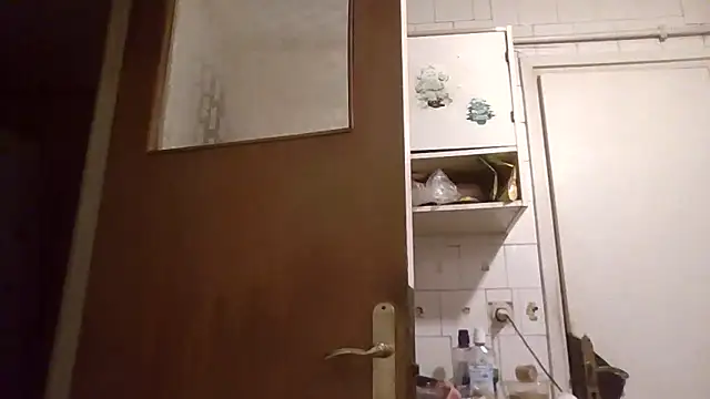 mariusica1@xh webcam