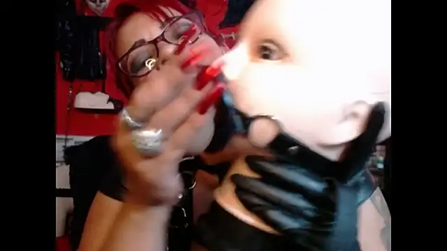 Miss_Mirandaa webcam