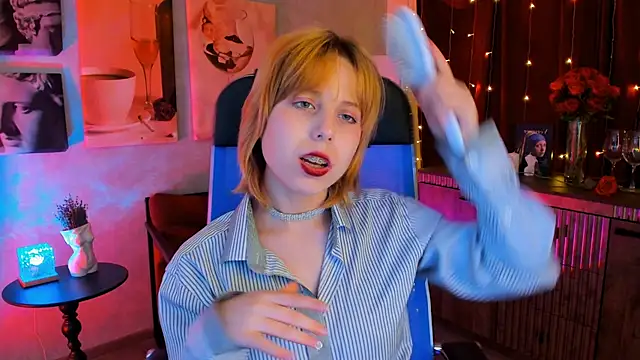 VivienneHebert webcam