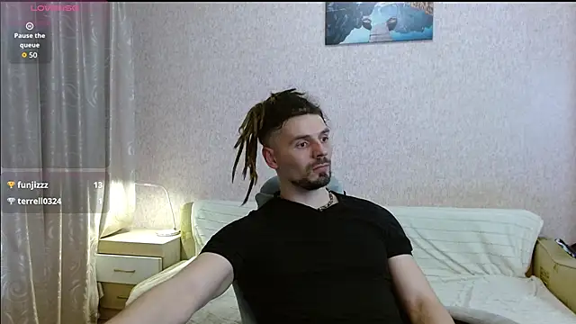 Aestheticguy101 webcam