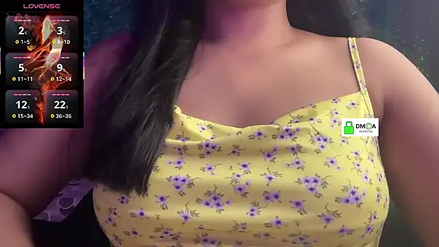 Sizzling__ZAARA webcam