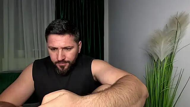 Gold_Alpha_Boy webcam