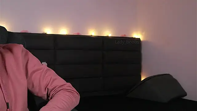 kathieandpovcock1 webcam