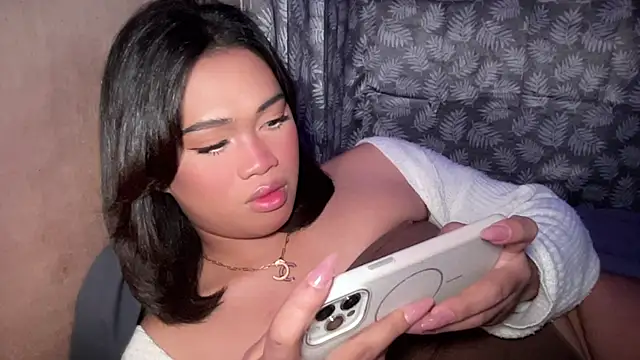 Exotic_alyssa69 webcam