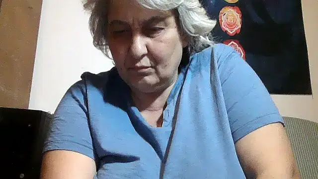 ExquisiteMature webcam