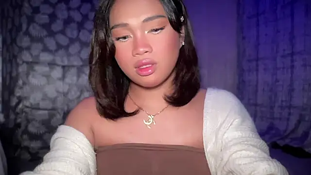 Exotic_alyssa69 webcam