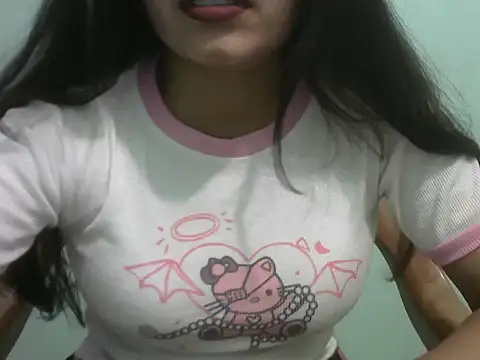 Lovely-Pandey webcam