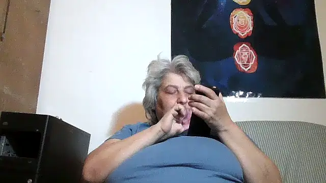 ExquisiteMature webcam