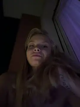 AnastasiaAniess live sex cam