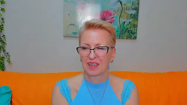 iamyourdream89 - Iamyourdream89's free webcam - UK Sex Cams