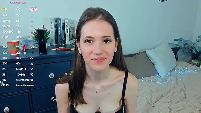 OdiIiaChavarria - Live Cams