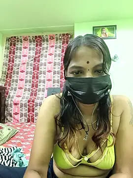 Tamil_Ishu webcam