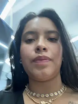 Miss_Bella_Flame webcam