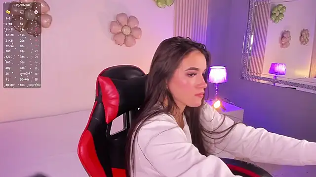 IsabellaDubois_ webcam