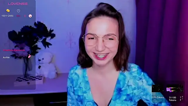 KindHazelHere_ webcam