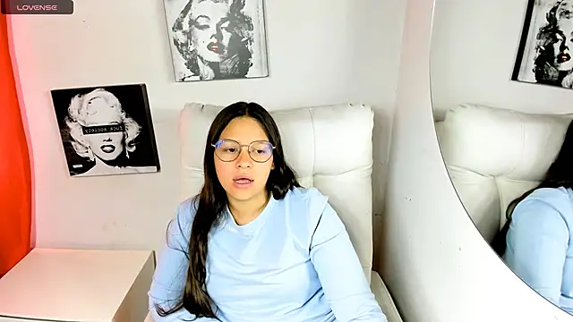 SamanthaRoldaan webcam