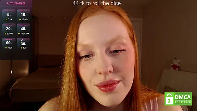 lulu_moonmoon webcam