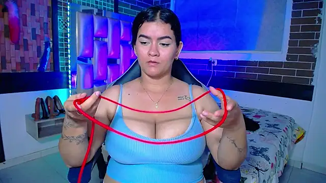 kriss_sweetboobs10 webcam