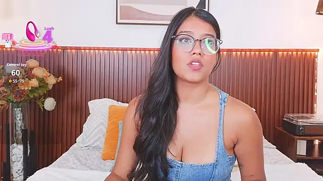 Camila_Bustamante webcam